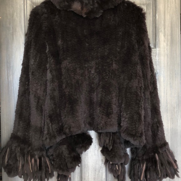 Gorgeous chocolate brown fur jacket - Picture 7 of 7